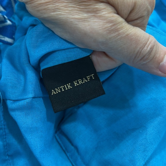 ANTIK KRAFT Blue & White Tote/Bag. - Picture 9 of 12